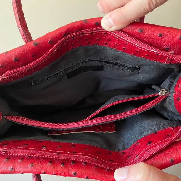 Elegant Red Satchel Bag - Picture 5 of 5